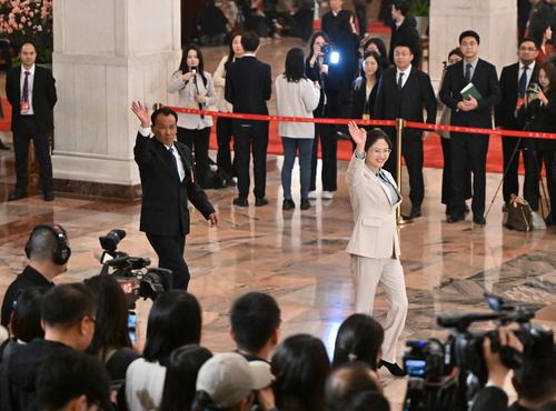 十四屆全國人大三次會議第三場“代表通道”集中采訪活動舉行