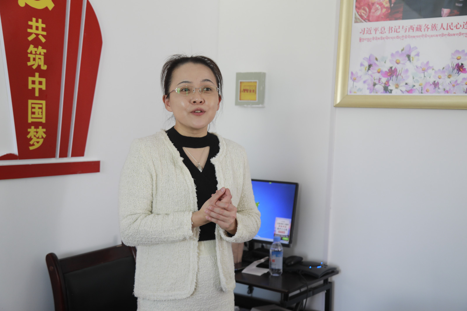 圖1中日友好醫(yī)院護理專家張洋為31名護理人員授課.jpg