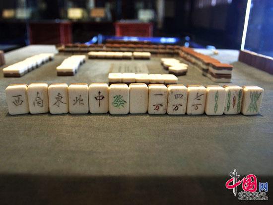 麻將的一種和法，由東西南北、147、258、369組成，相信現在麻友很少了解吧。李中華攝影