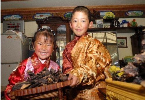 每年冬天，當(dāng)氣溫降到零下時，藏族家里都會做風(fēng)干肉。來源：西藏商報