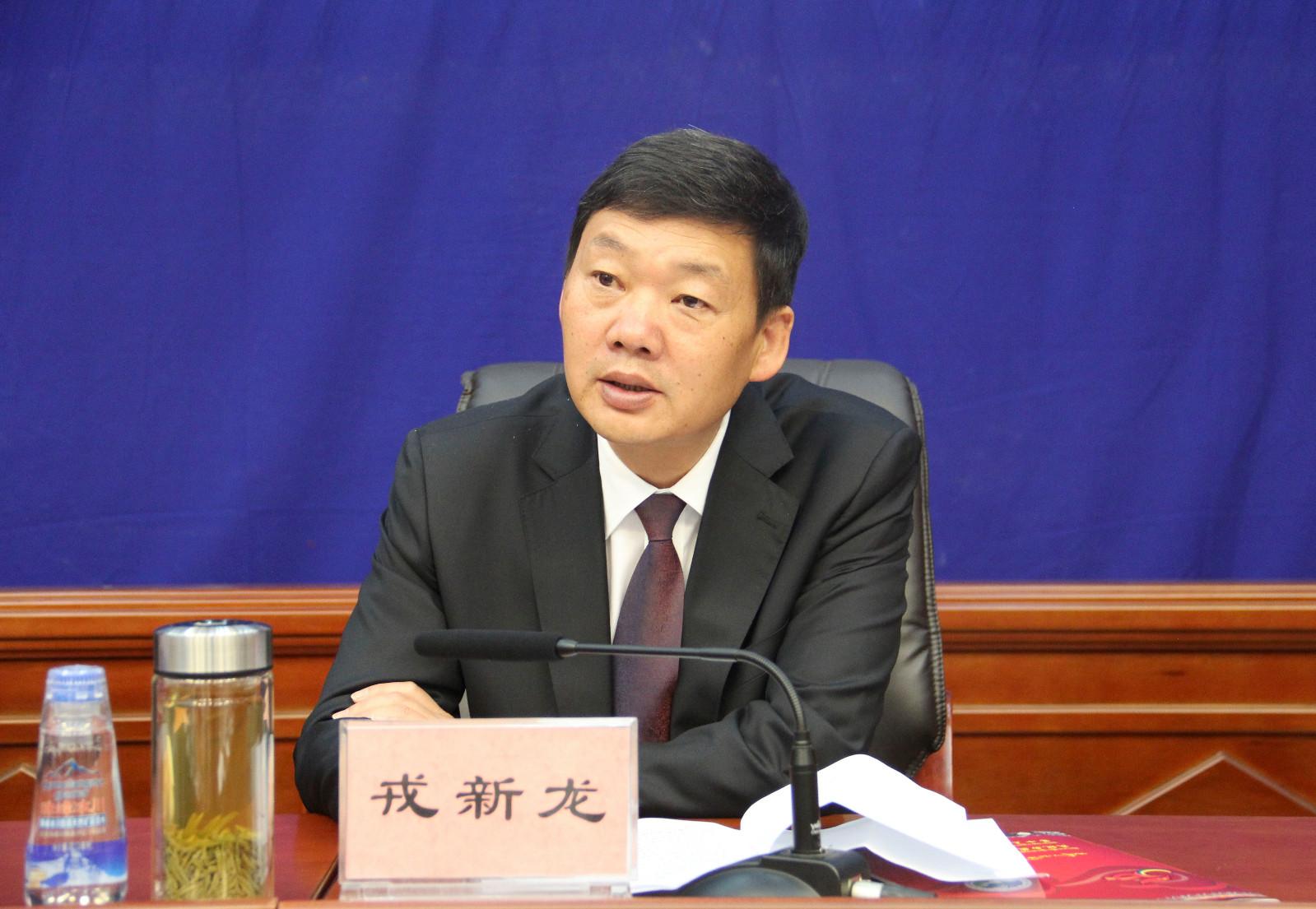 發(fā)言人：日喀則市市委常委、宣傳部長 戎新龍.jpg