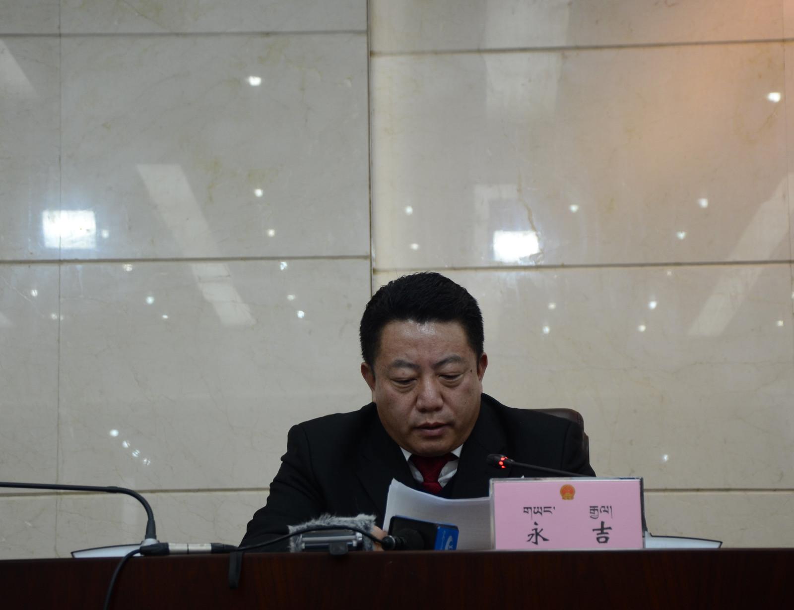 自治區(qū)交通廳常務(wù)副書記、副主任永吉.jpg