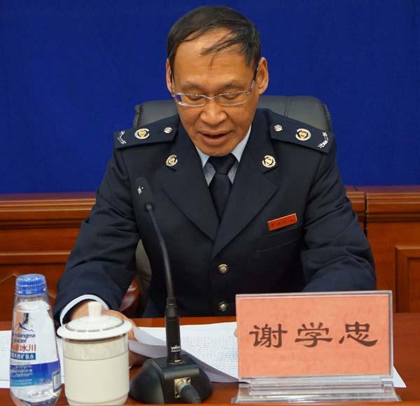 新聞發(fā)言人：西藏自治區(qū)國稅局黨組成員、總經(jīng)濟(jì)師 謝學(xué)忠.jpg