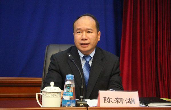 新聞發(fā)言人：西藏自治區(qū)國土資源廳副廳長、區(qū)測繪局局長陳新湖.jpg