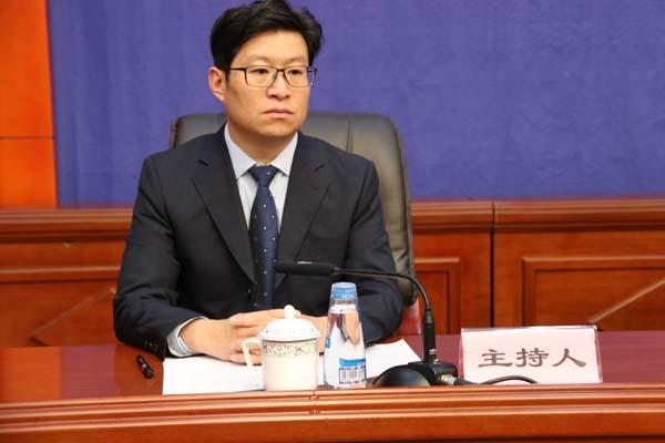 主持人：西藏自治區(qū)黨委外宣辦（政府新聞辦）四處處長(zhǎng) 蔣涌.JPG