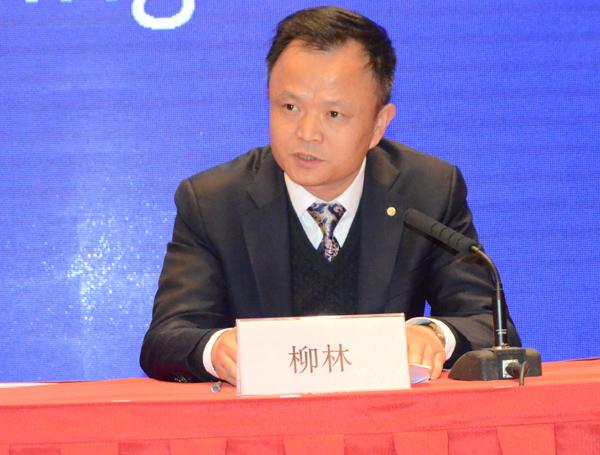 新聞發(fā)言人：西藏自治區(qū)外僑辦副主任、第十六屆中國西藏—尼泊爾經(jīng)貿(mào)洽談會協(xié)調(diào)領(lǐng)導小組副組長 柳林.jpg