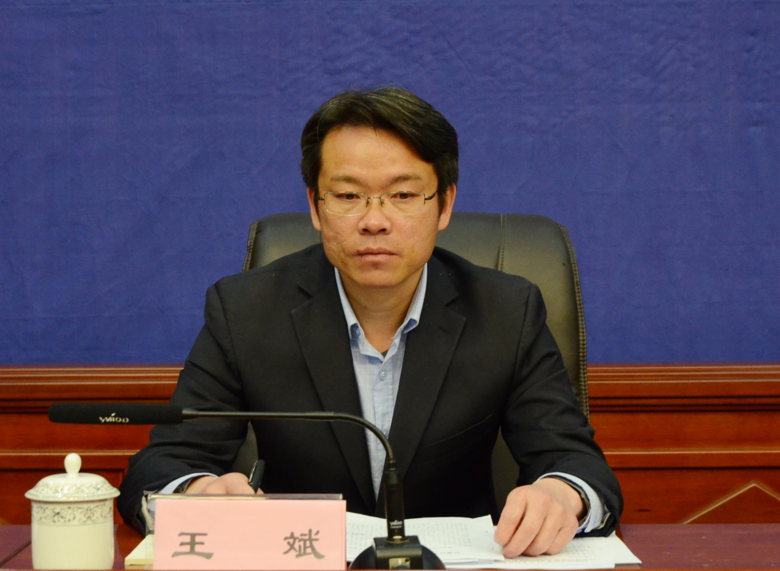 新聞發(fā)言人：拉薩市教育局黨組成員、副局長 王斌.JPG