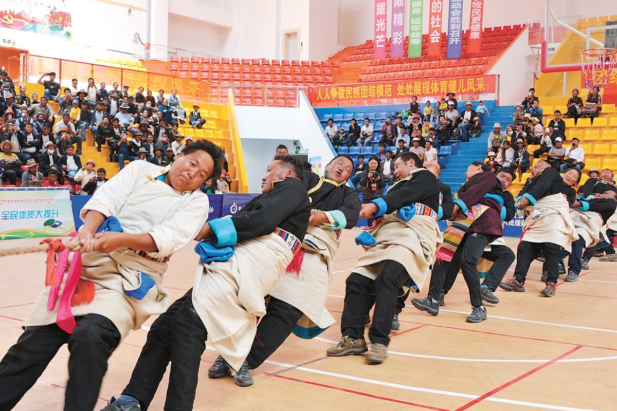 這是一次團結(jié)的體育盛會，也是一次足以令日喀則市人民尤其是農(nóng)牧民群眾自豪和難忘的大型群眾體育活動，意義重大、影響深遠、備受關注、頗受歡迎。
