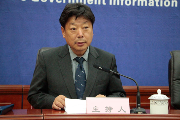 主持人：西藏自治區(qū)黨委宣傳部巡視員、區(qū)政府新聞辦主任-晉美旺措.jpg