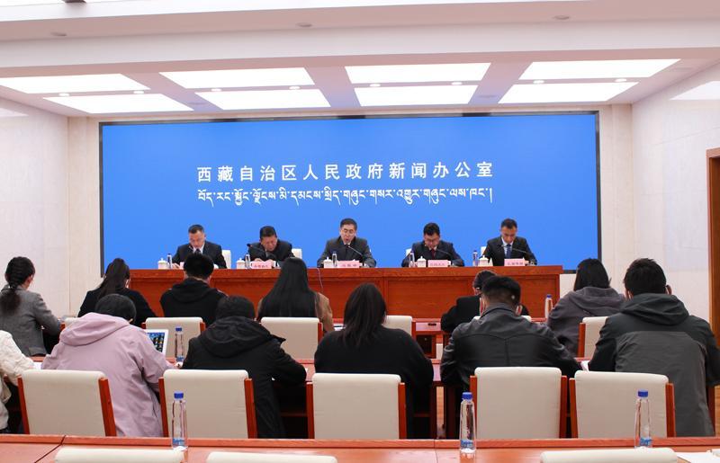 新聞發(fā)布會(huì)現(xiàn)場.JPG