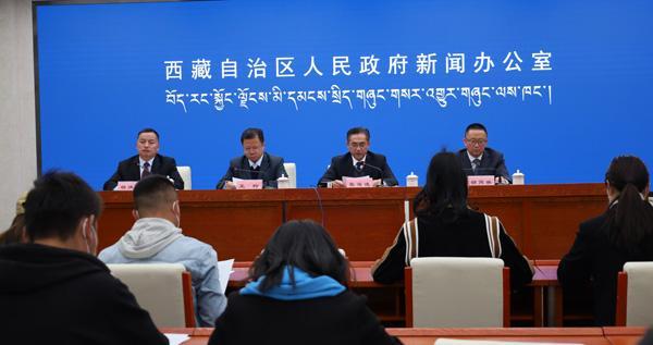 新聞發(fā)布會(huì)現(xiàn)場。.jpg