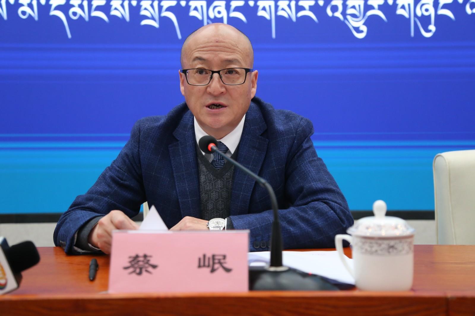 蔡岷   西藏自治區(qū)統(tǒng)計局黨組成員、副局長.JPG