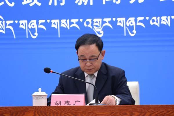 新聞發(fā)言人：自治區(qū)林業(yè)和草原局黨組成員、副局長(zhǎng) 胡志廣.jpg