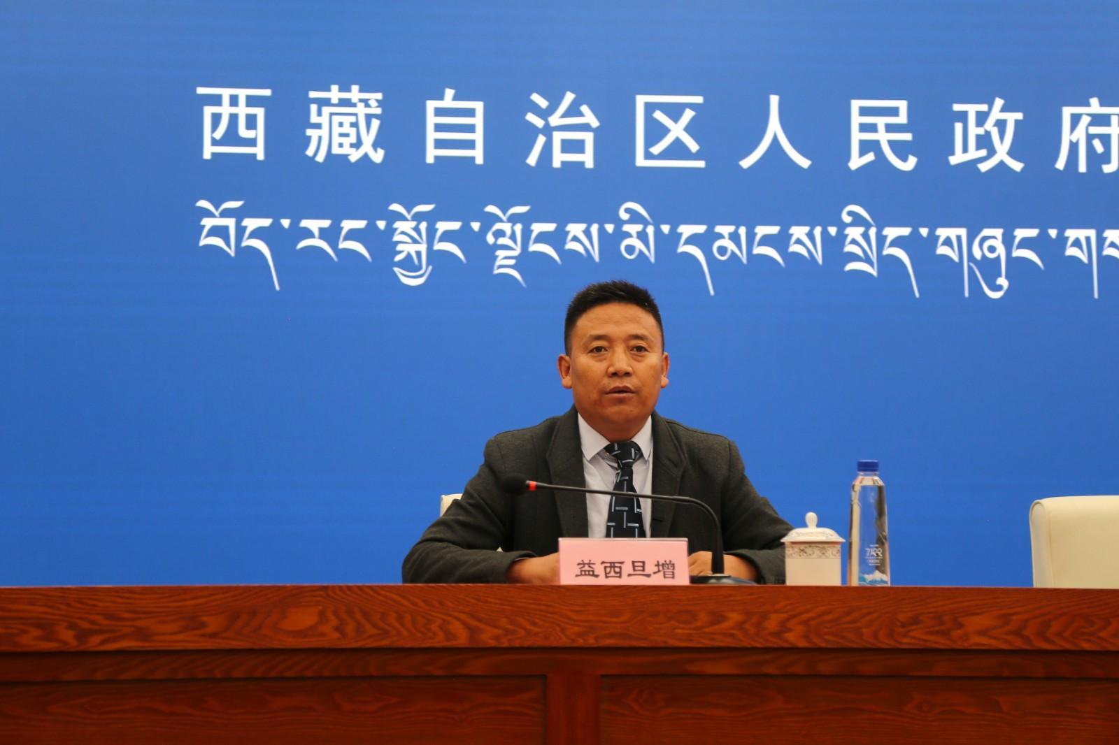 主持人：區(qū)黨委宣傳部對外傳播處副處長 益西旦增.jpg