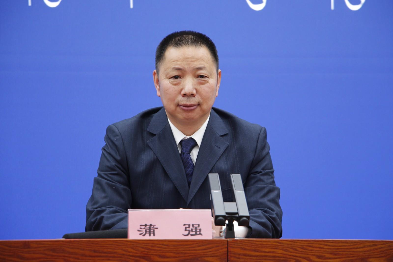 新聞發(fā)言人：西藏自治區(qū)氣象局黨組副書記、局長(zhǎng) 蒲強(qiáng).JPG