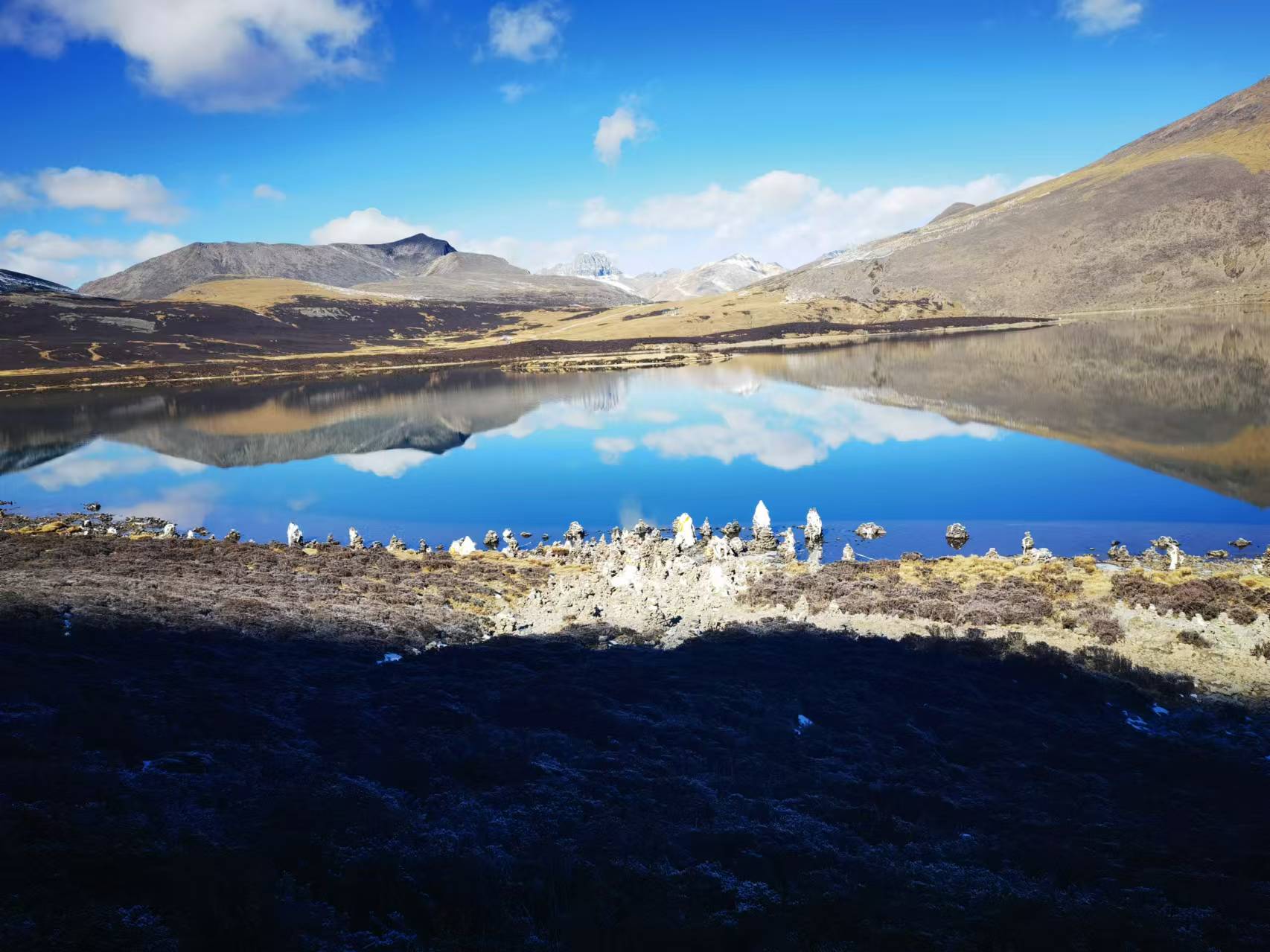 秋后的思金拉措美景