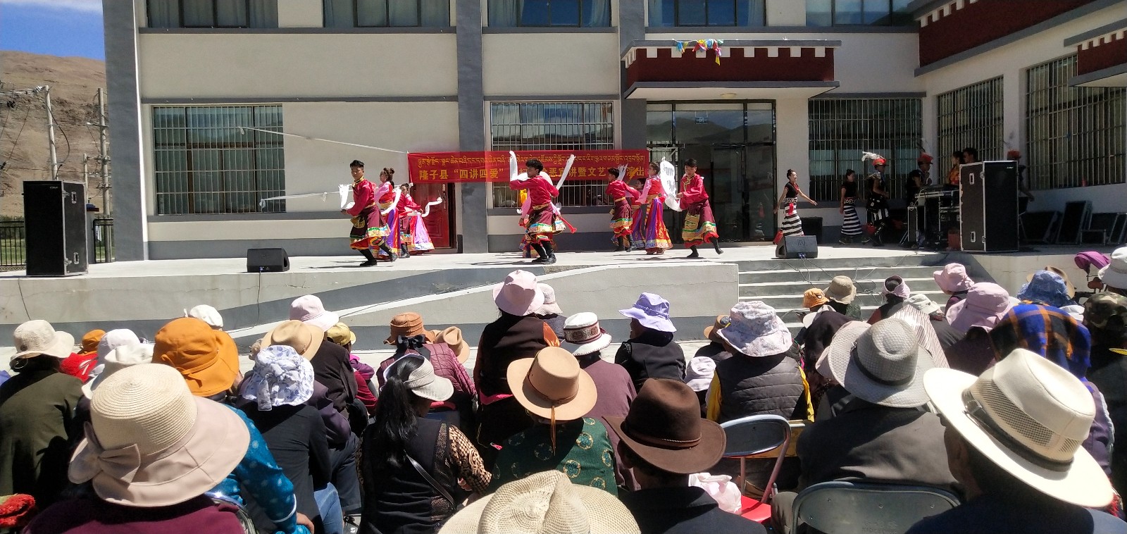 文藝下鄉(xiāng).jpg